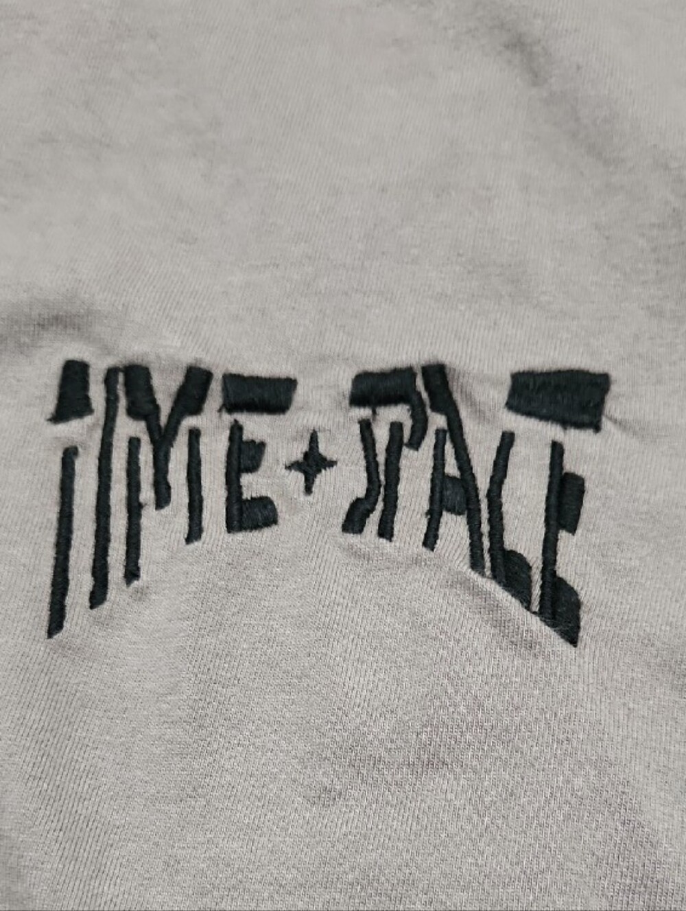 Time + Space Short-Sleeve Crew Tee in Taupe with Black Embroidered Accents 2XL - Picture 4 of 13